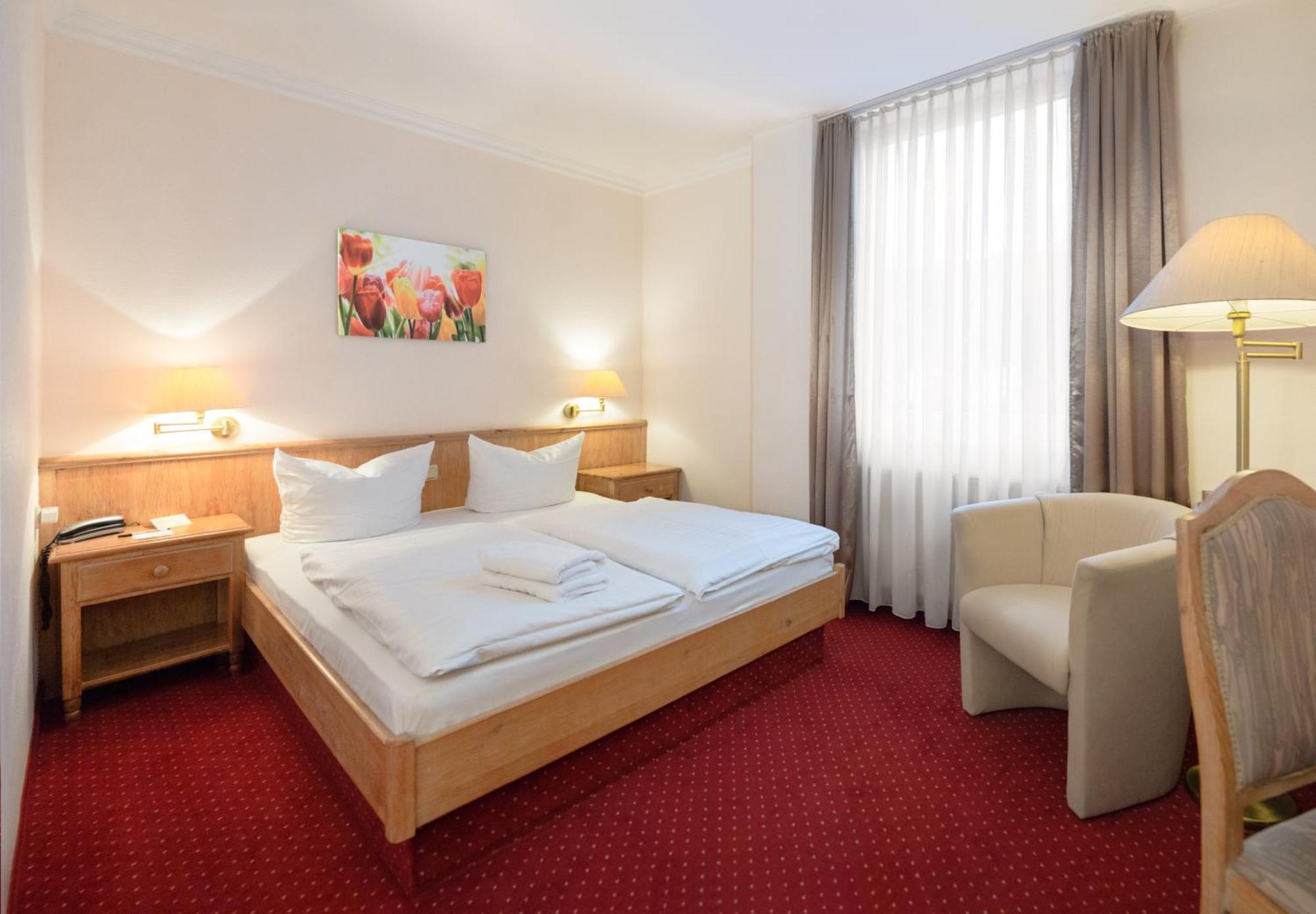 Hotel Flora Fredersdorf Zimmer foto
